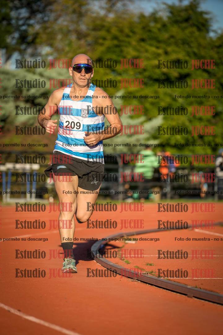 Fotos de los 3000 m llanos de varones