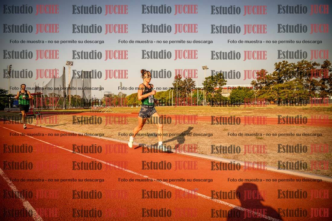 Fotos de los 5000 m llanos de mujeres y varones