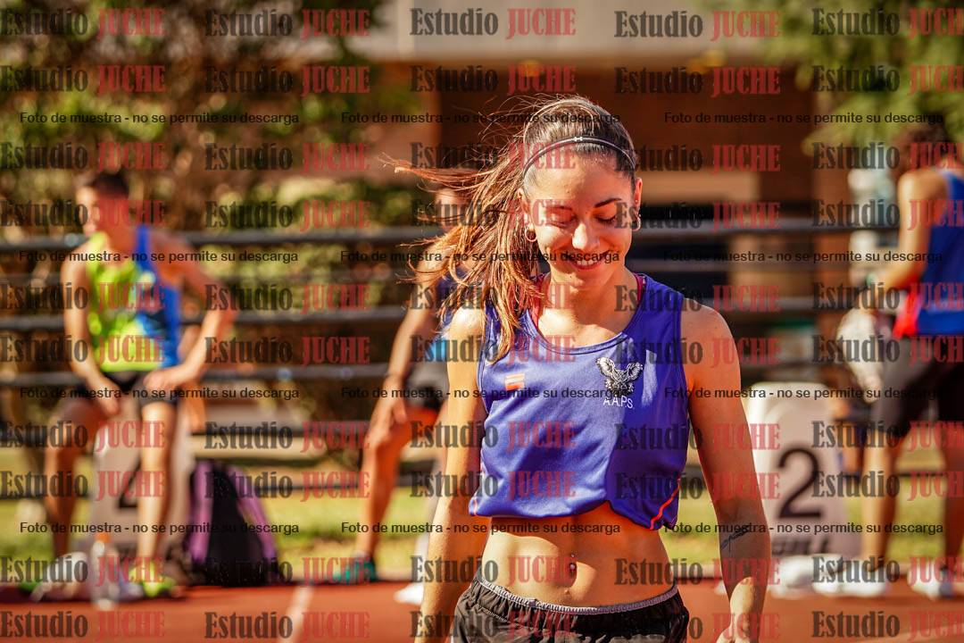 Fotos de los 100 m llanos de mujeres - FINAL U20