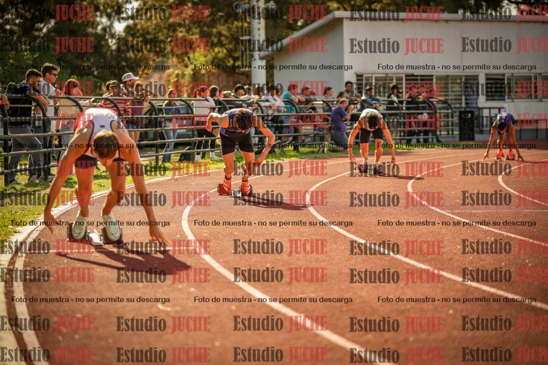 Fotos de los 400 m llanos de varones