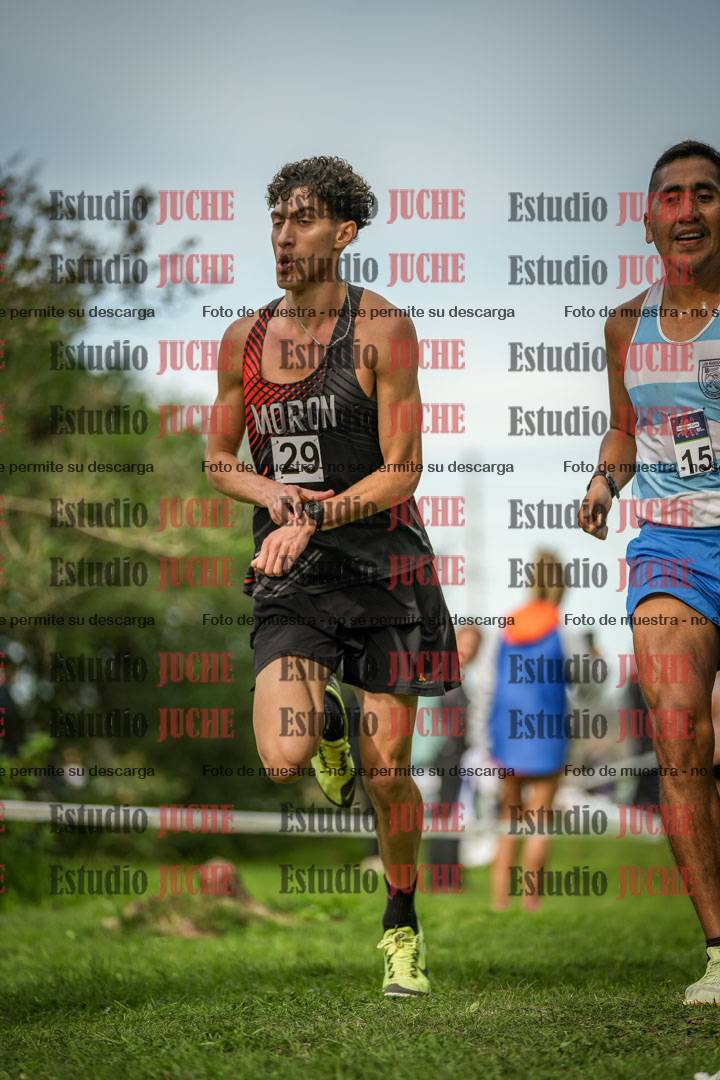 Fotos de la llegada del cross de 8000 m