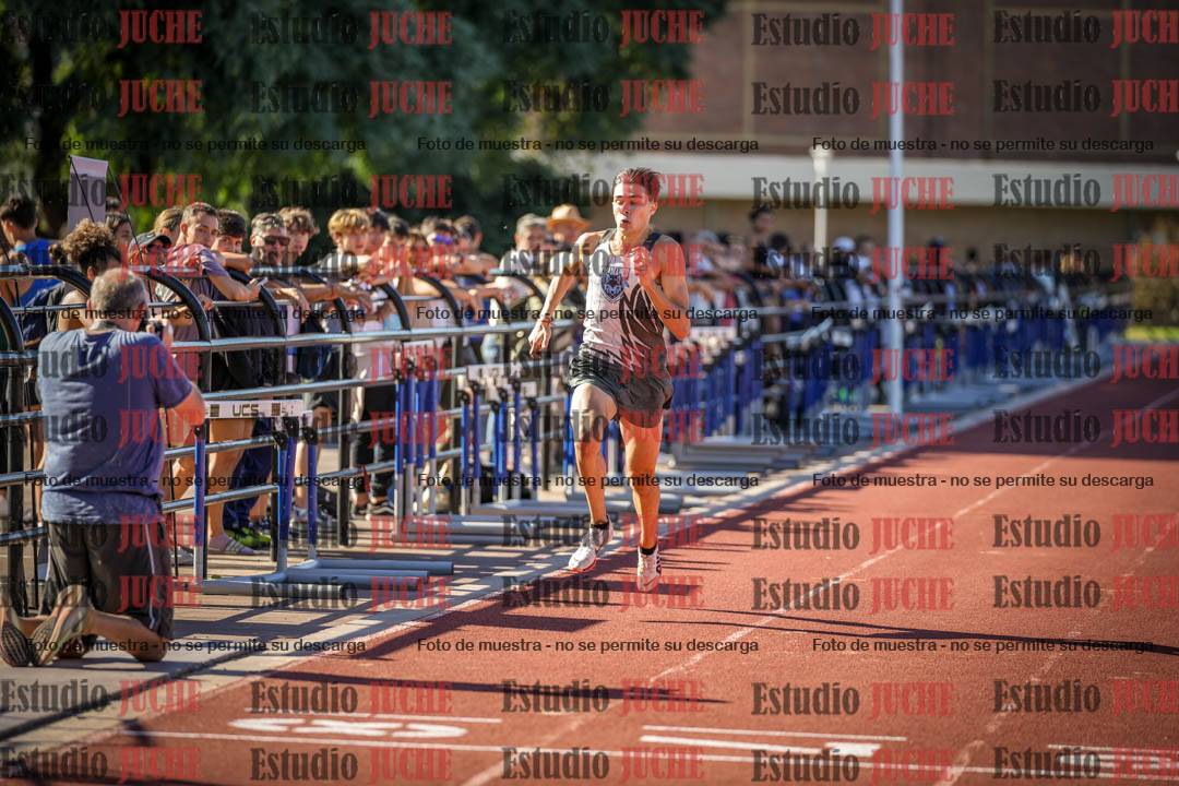 Fotos de los 400 m llanos de varones