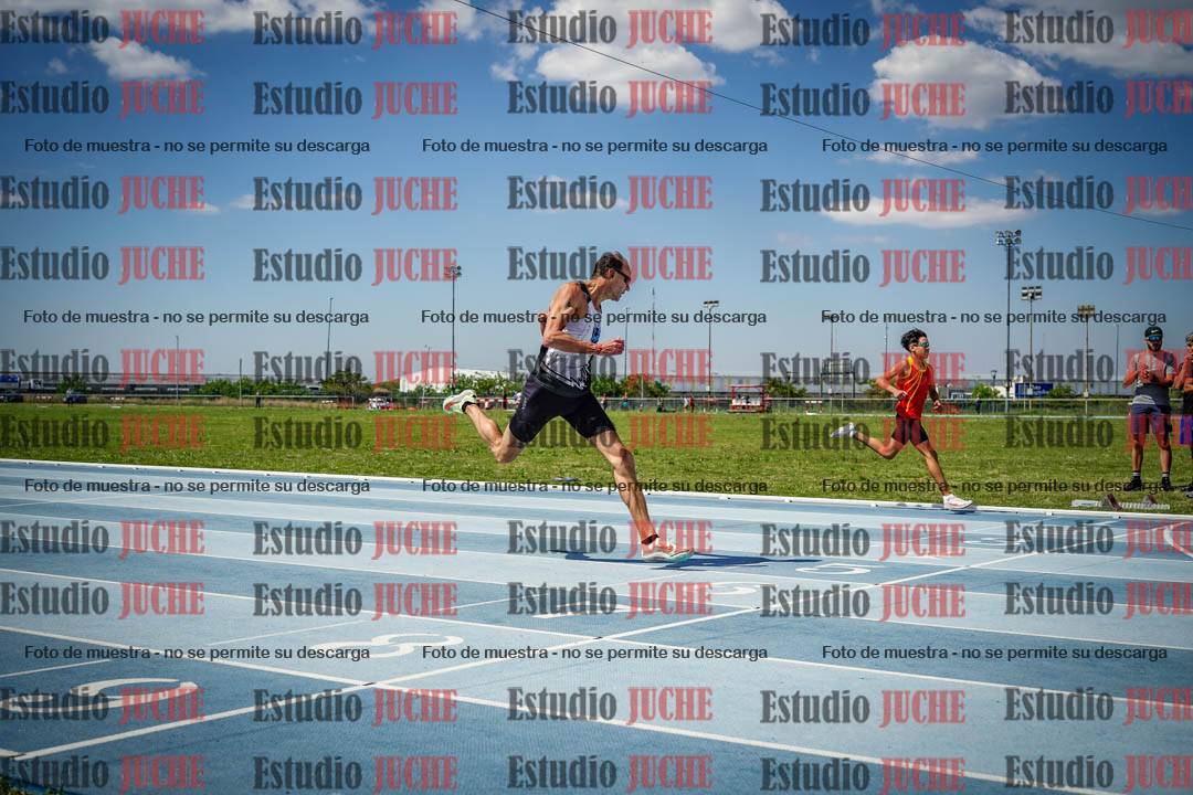 Fotos de los 400 m llanos de varones