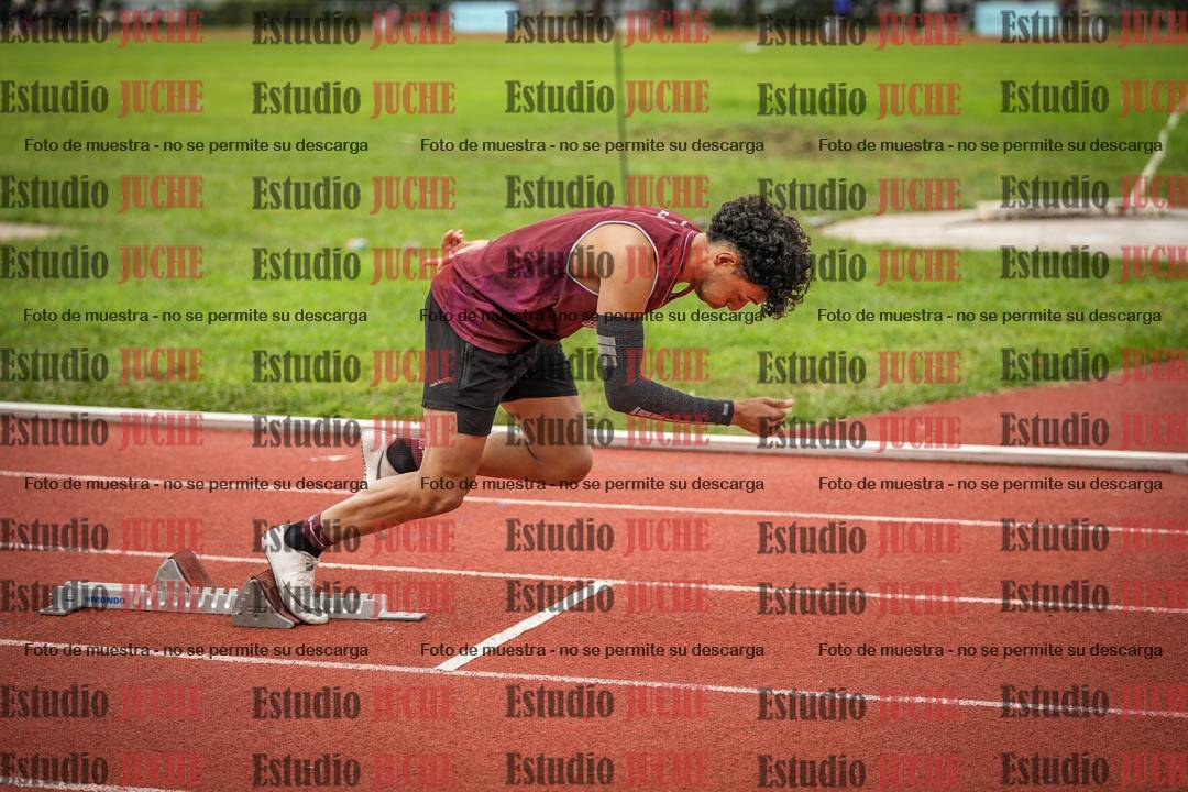Fotos de los 400 m llanos de varones