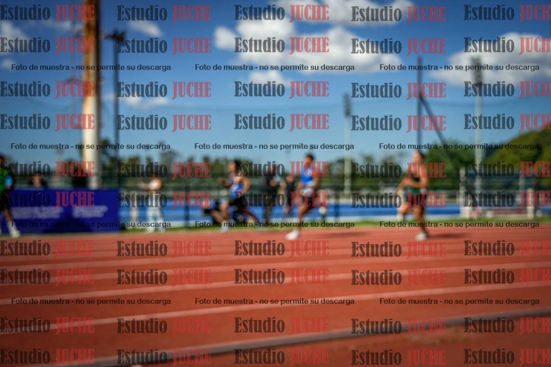 Fotos de los 200 m llanos de varones