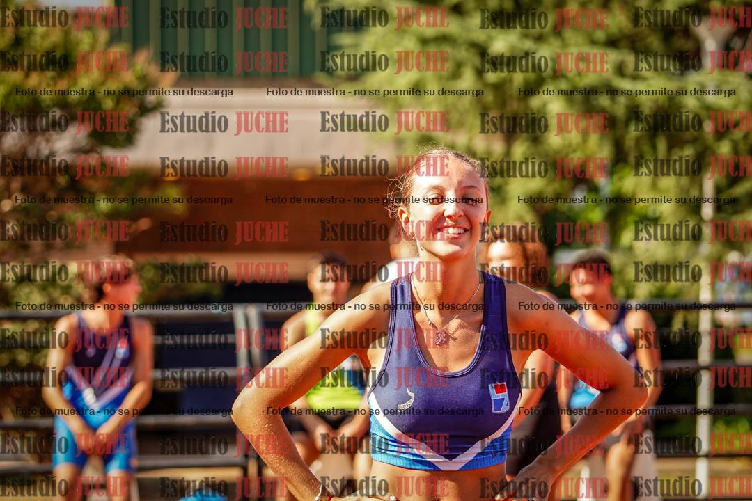Fotos de los 100 m llanos de mujeres - FINAL U20