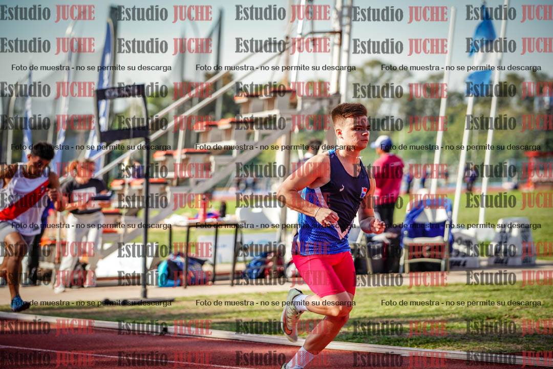 Fotos de los 400 m llanos de varones