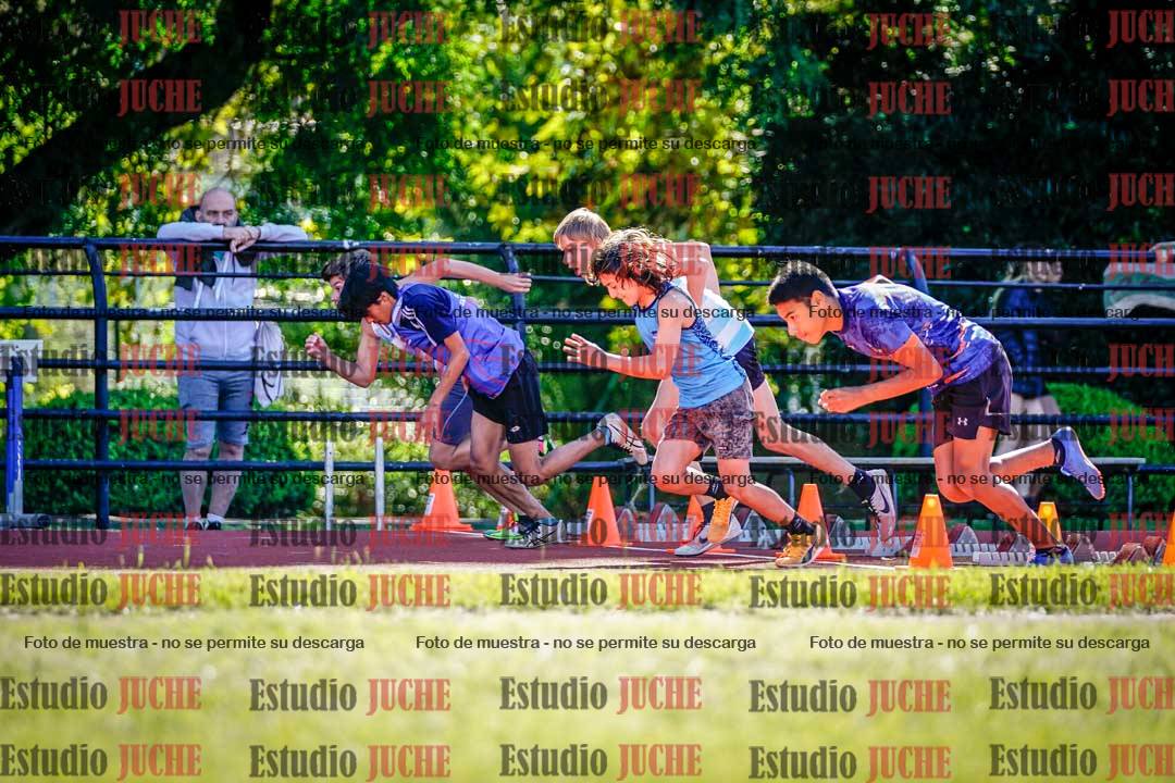 Fotos de los 80 m de varones