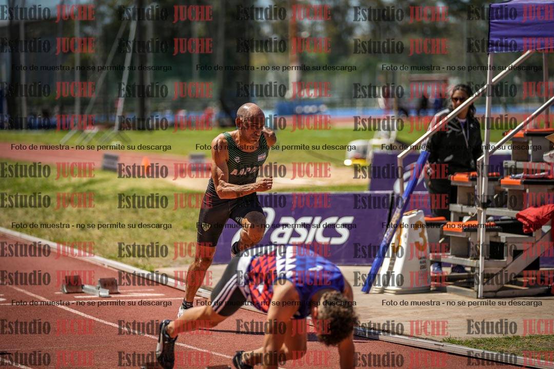 Fotos de los 400 m llanos de varones