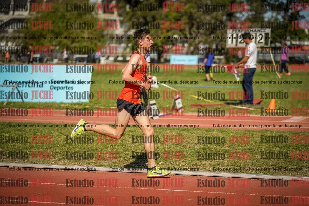 Fotos de los 5000 m llanos de varones