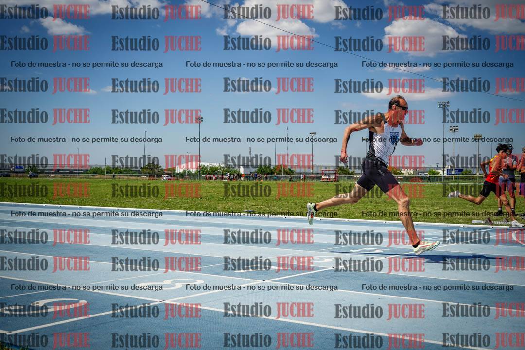 Fotos de los 400 m llanos de varones