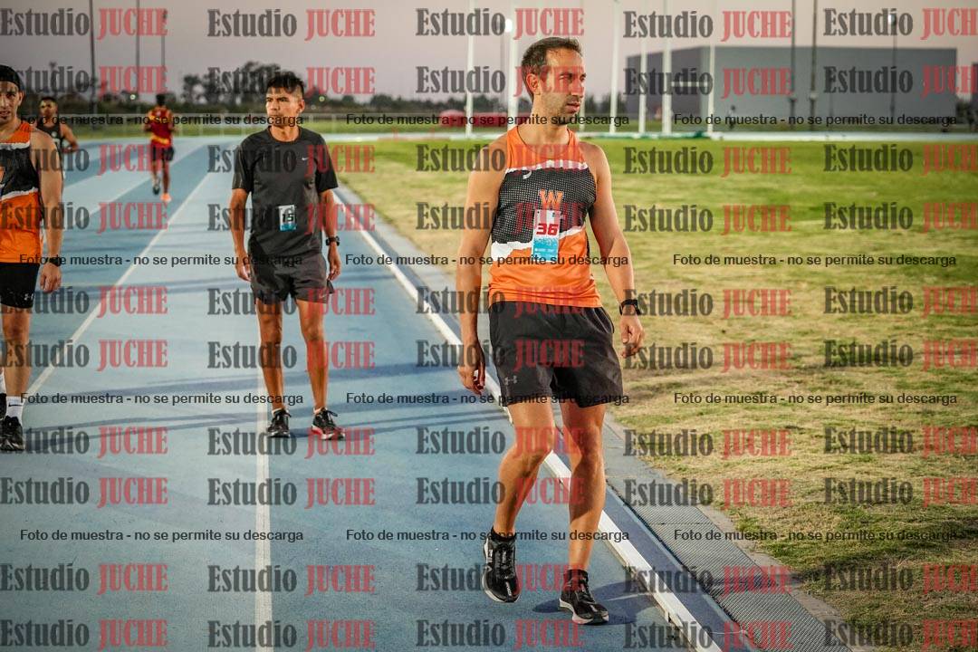Fotos de los 3000 m llanos de varones