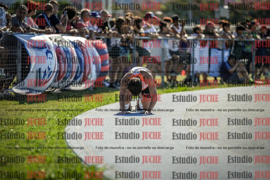 Fotos de los 400 m llanos de varones