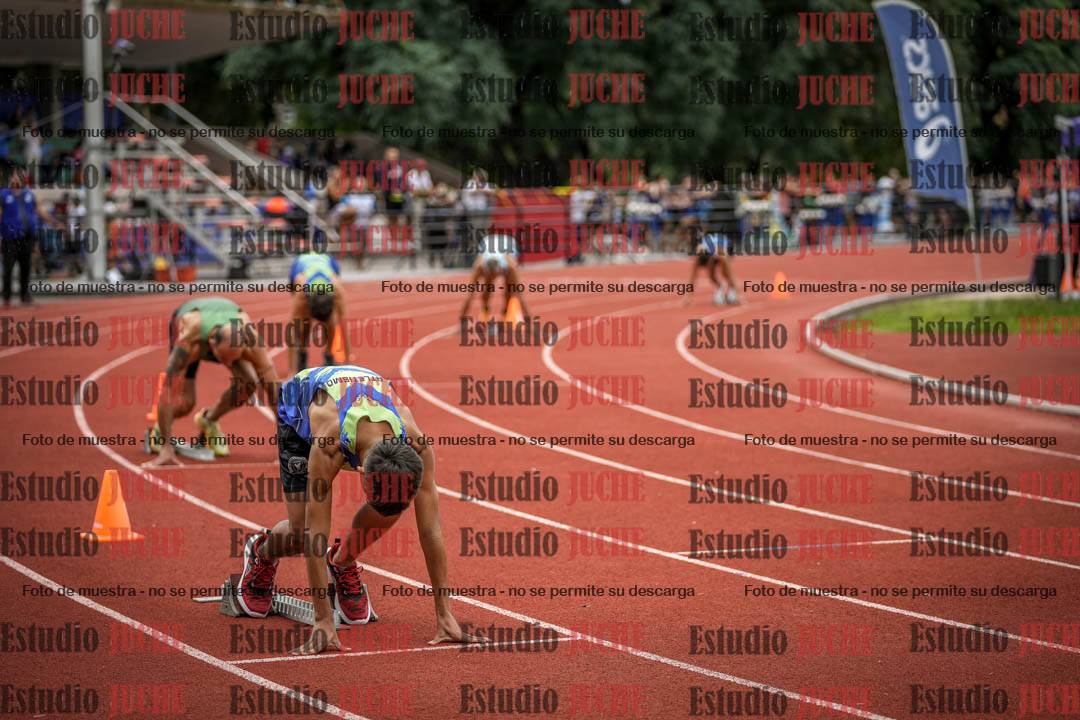 Fotos de los 400 m llanos de varones