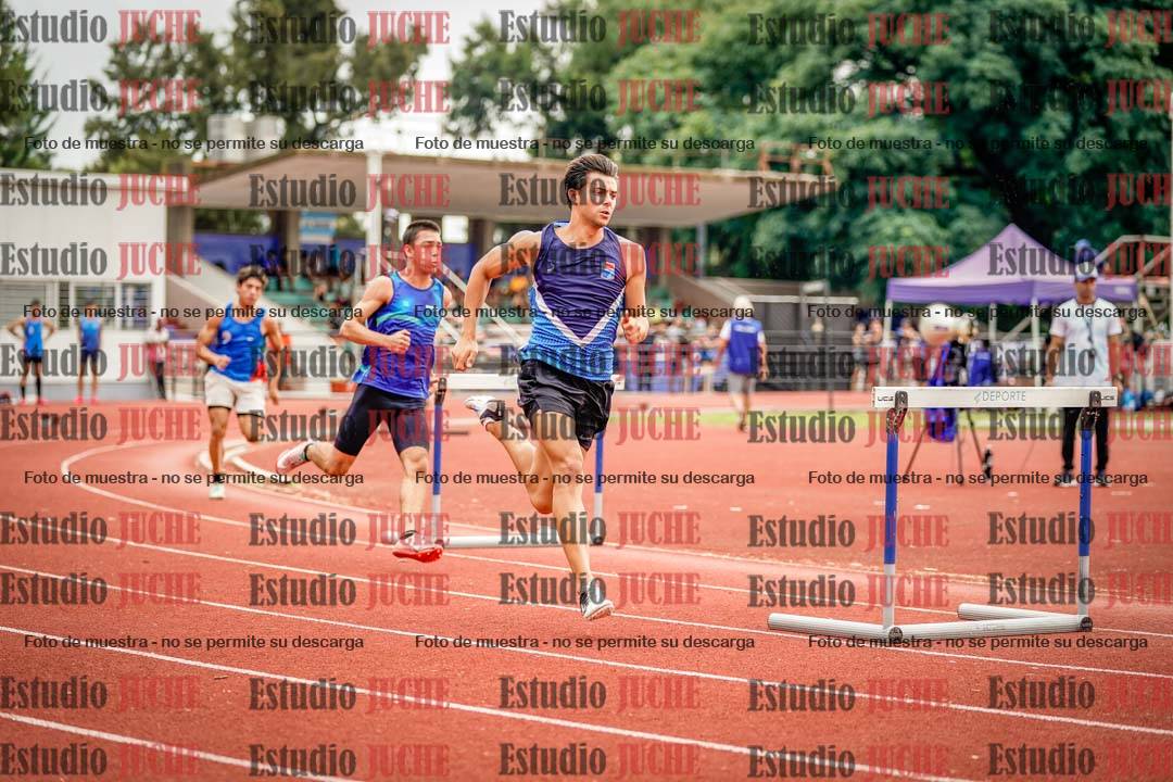 Fotos de los 400 m con vallas de varones