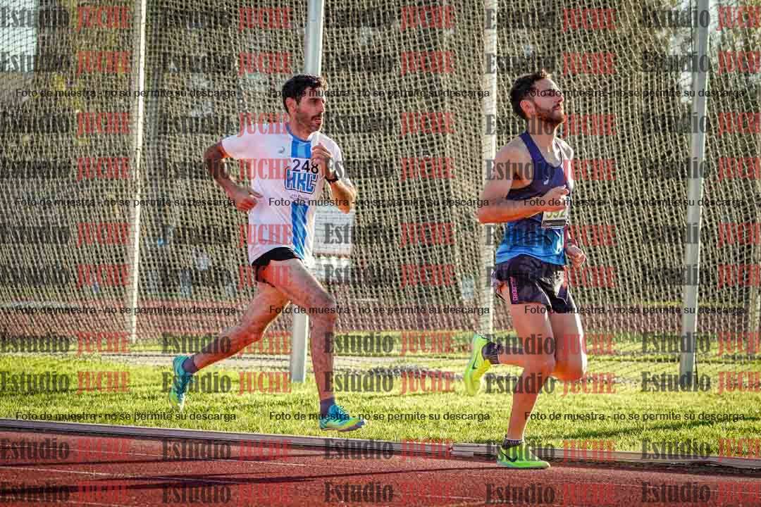 Fotos de los 3000 m llanos de varones