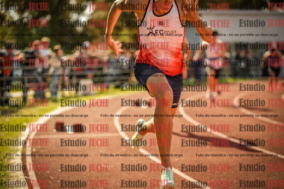 Fotos de los 400 m llanos de varones