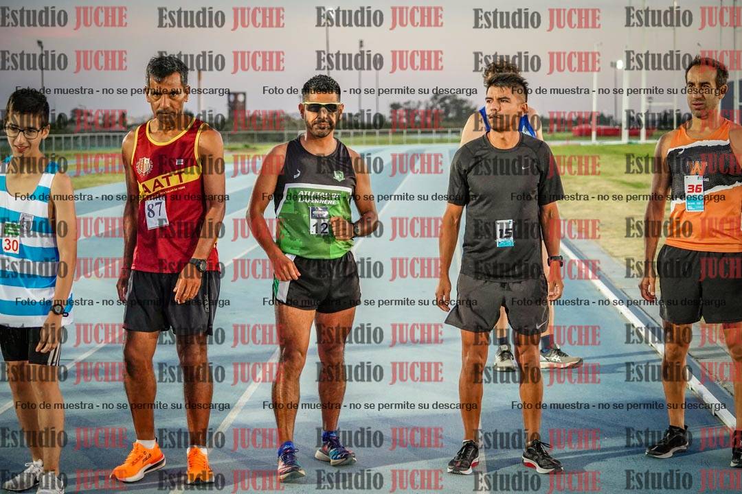 Fotos de los 3000 m llanos de varones