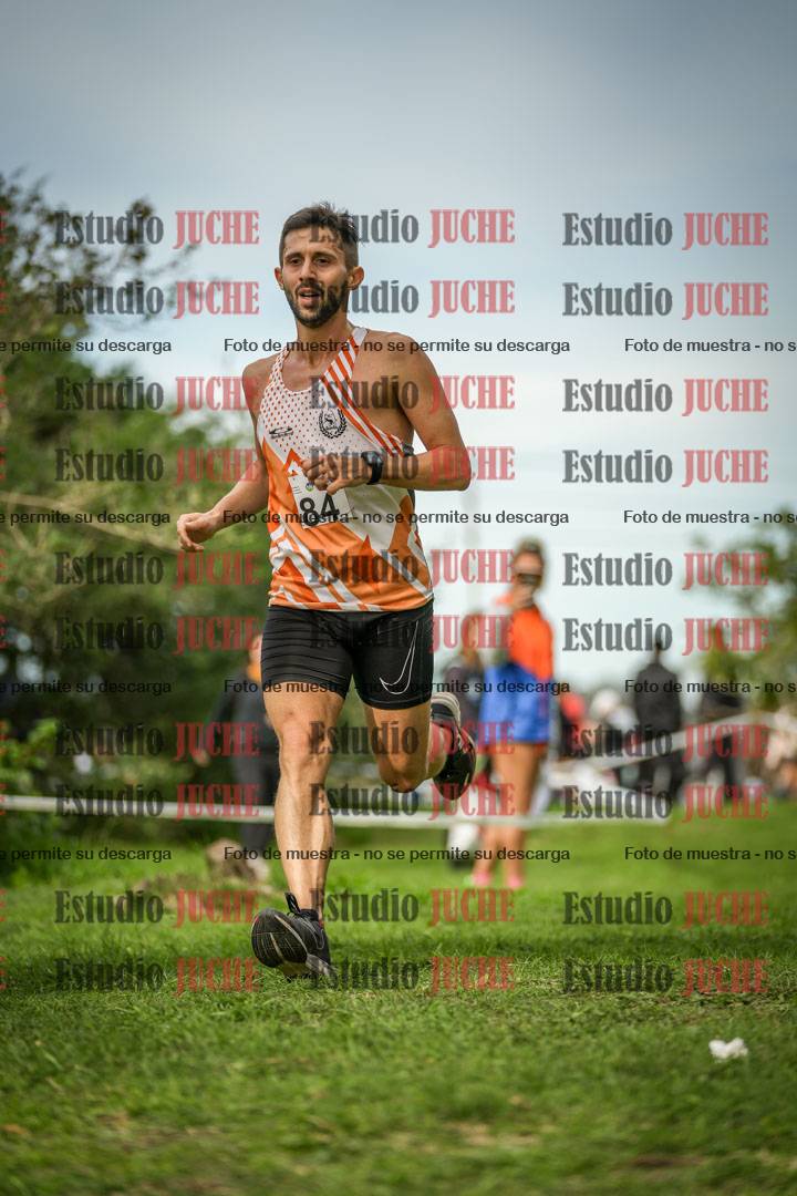 Fotos de la llegada del cross de 8000 m