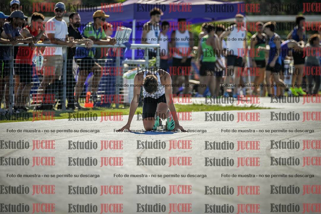 Fotos de los 400 m llanos de varones