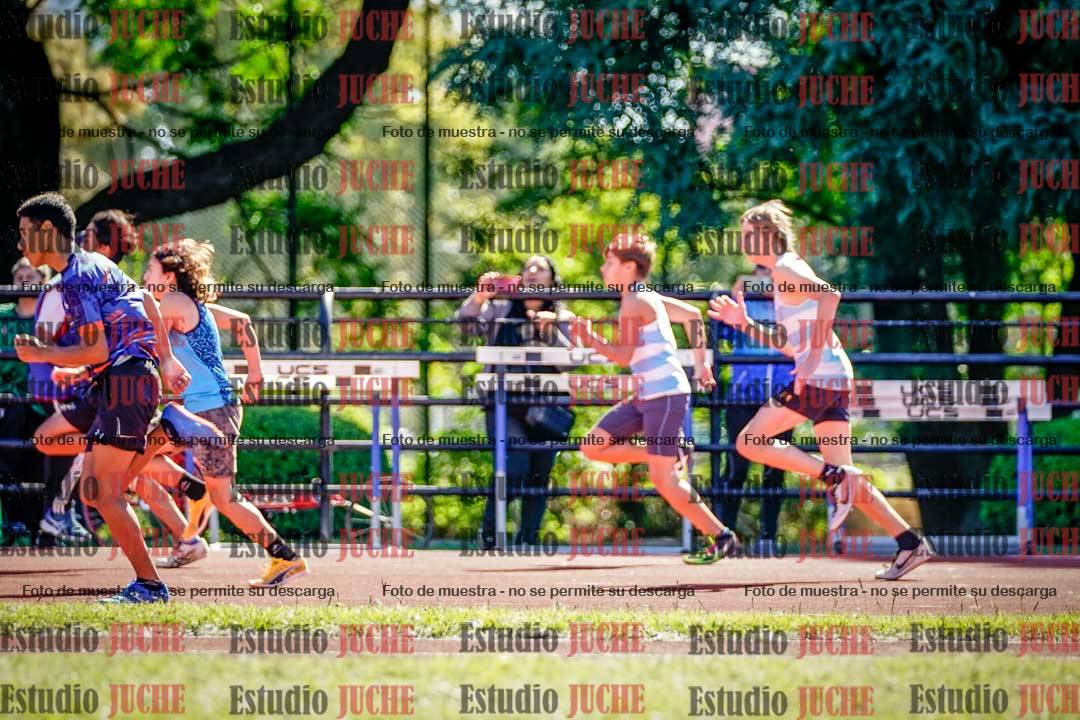 Fotos de los 80 m de varones