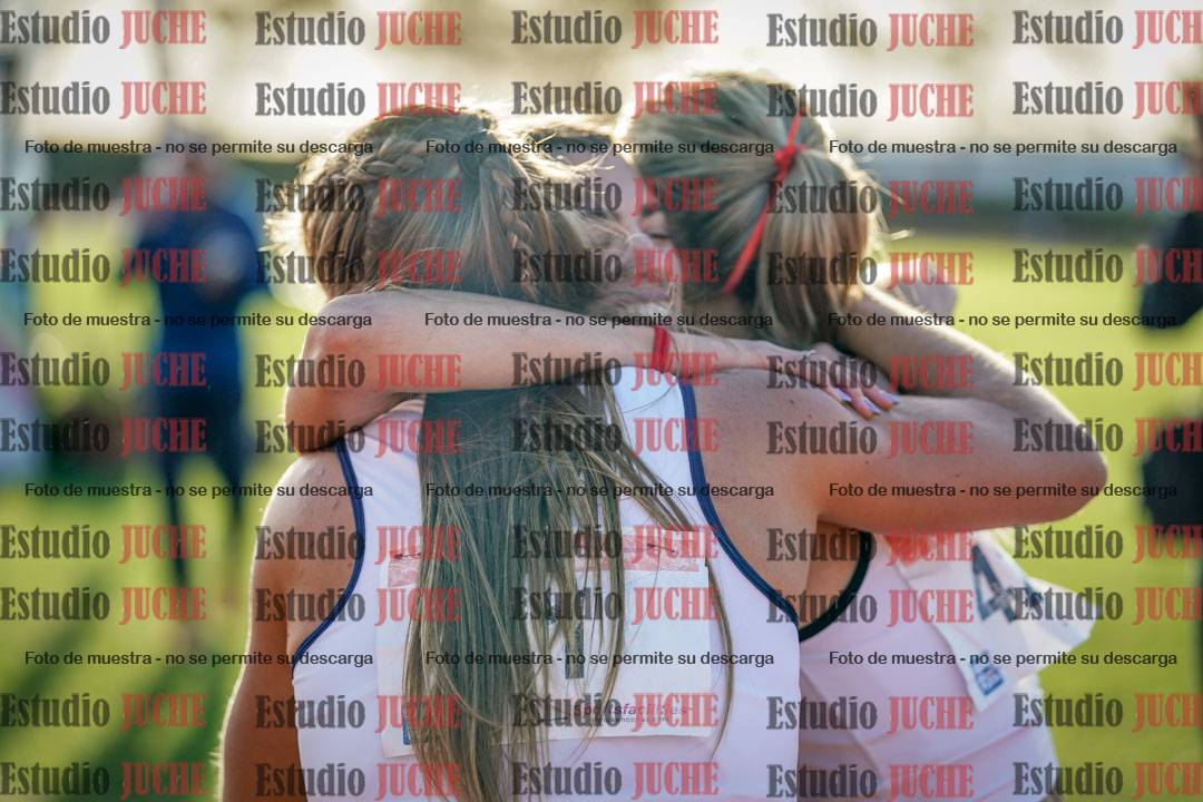 Fotos de algunos extras y podios del día 3