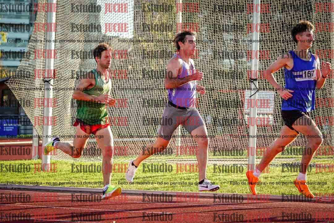 Fotos de los 3000 m llanos de varones