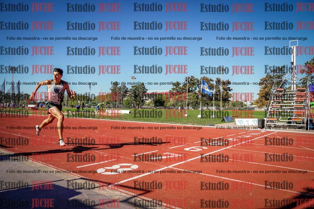 Fotos de los 400 m llanos de varones