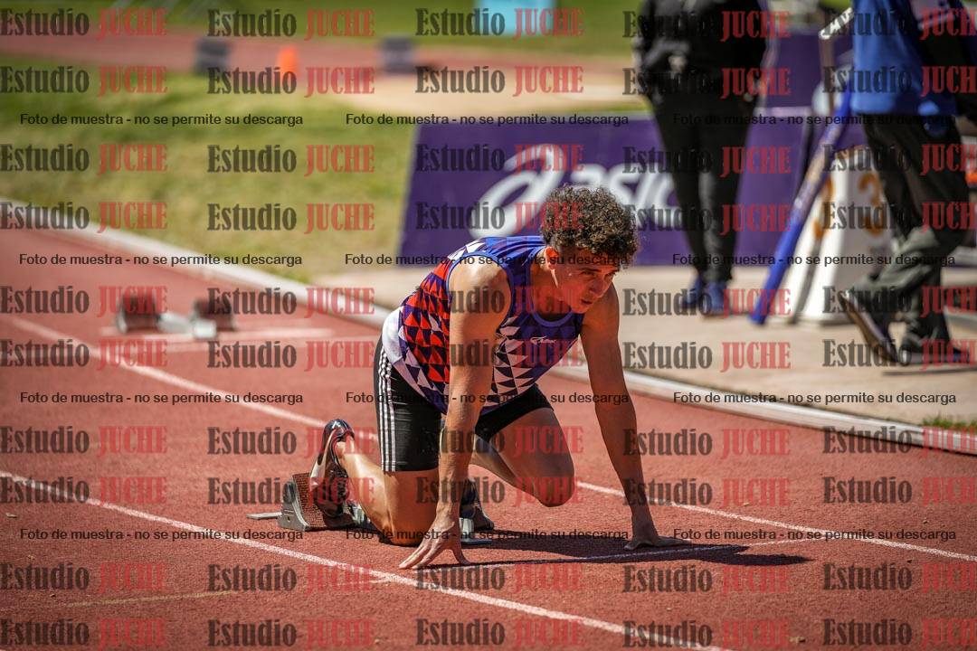 Fotos de los 400 m llanos de varones