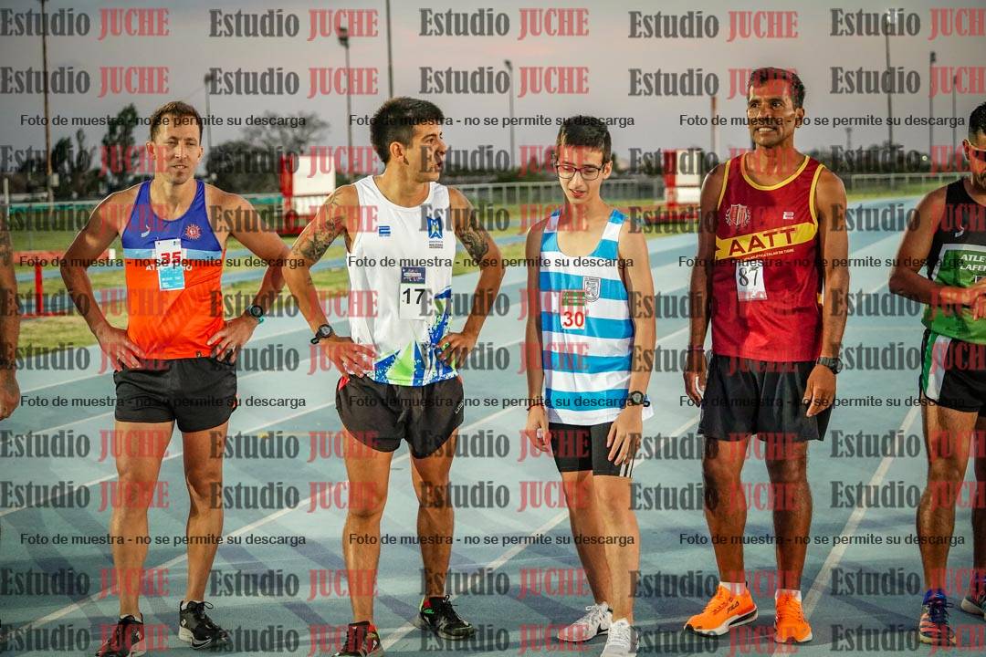 Fotos de los 3000 m llanos de varones
