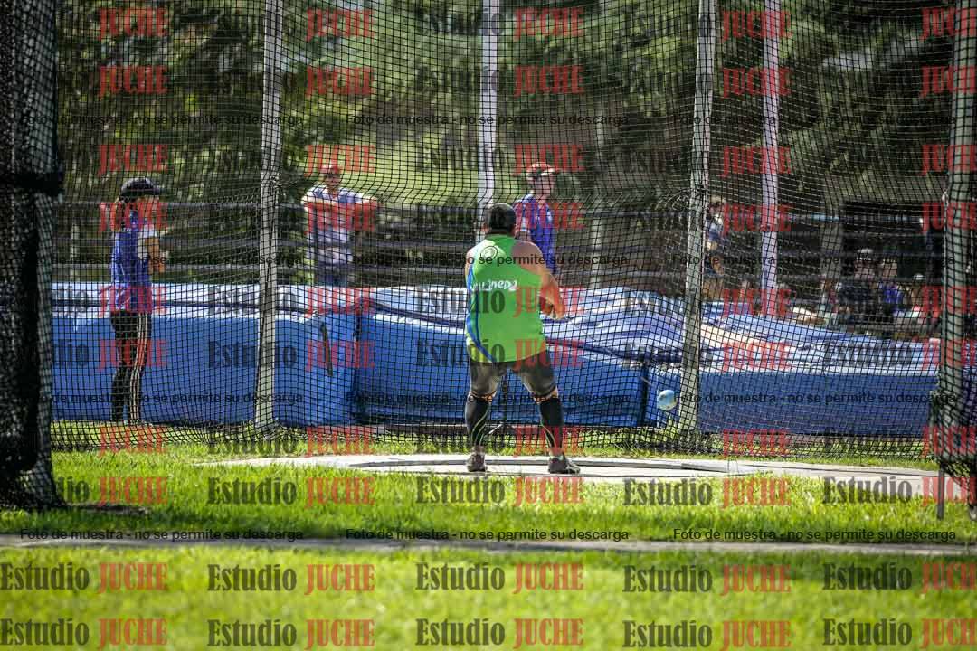 Fotos del lanzamiento de martillo de varones