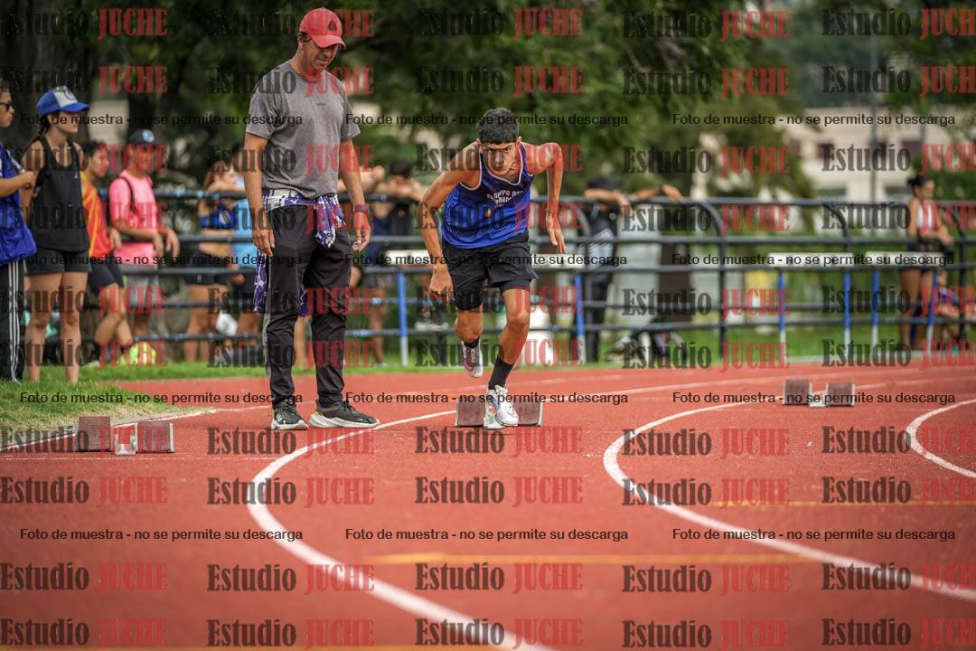 Fotos de los 200 m llanos de varones