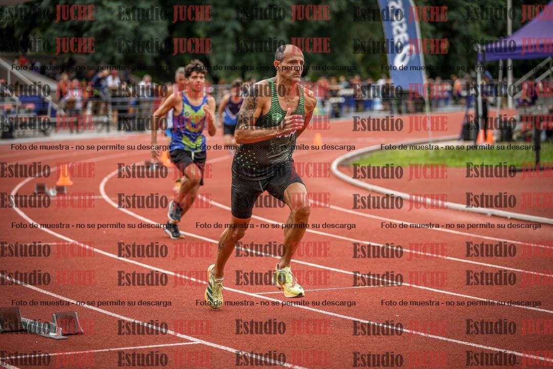 Fotos de los 400 m llanos de varones
