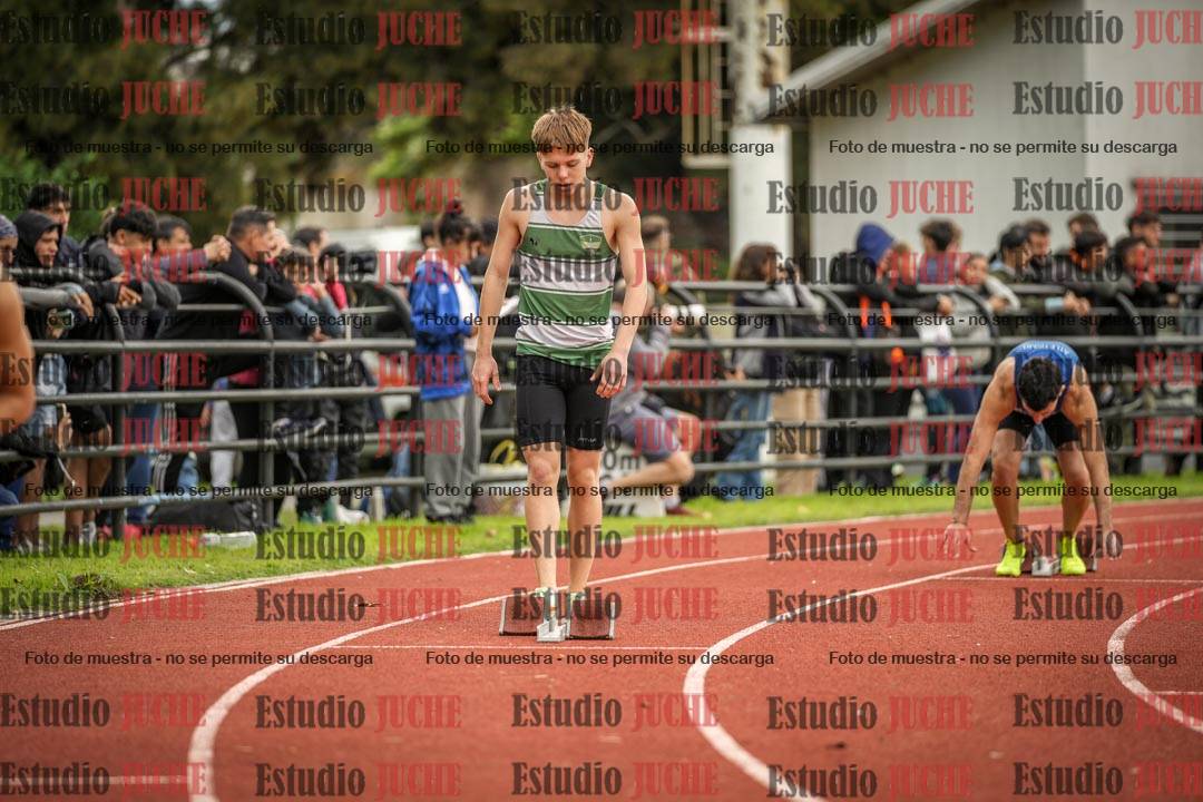 Fotos de los 400 m llanos de varones