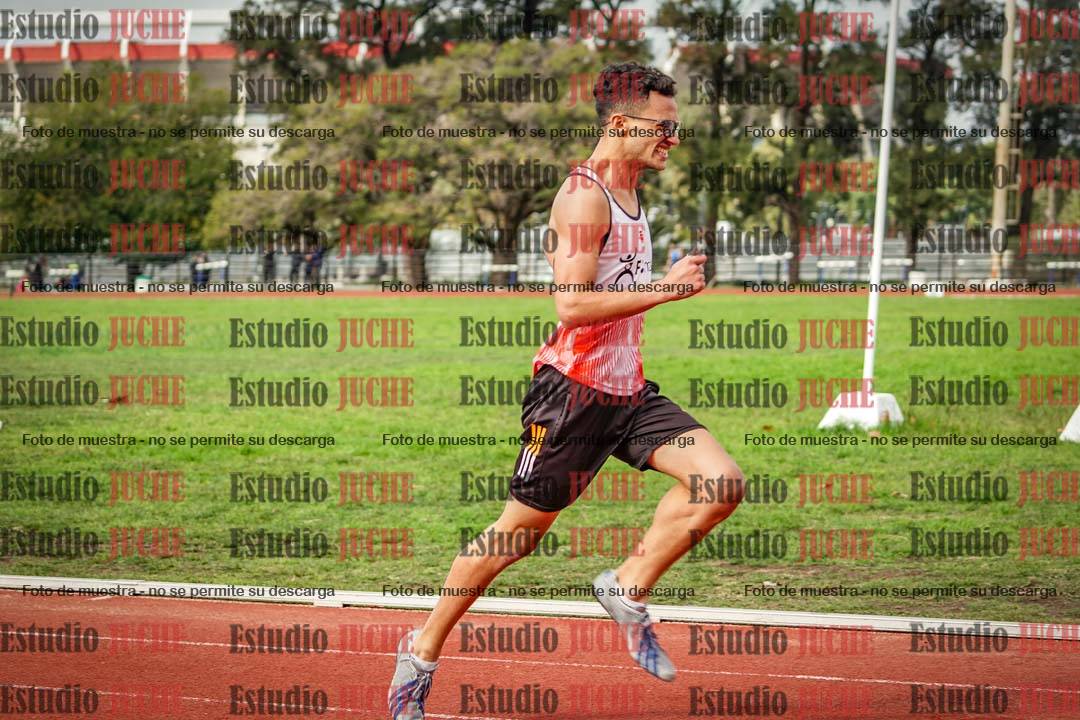 Fotos de los 400 m llanos de varones