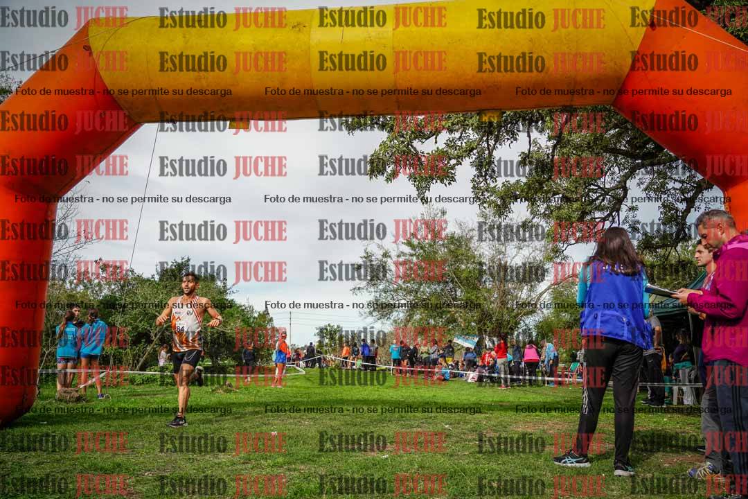 Fotos de la llegada del cross de 8000 m