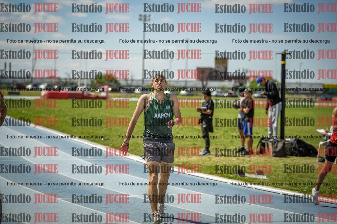 Fotos de los 400 m llanos de varones