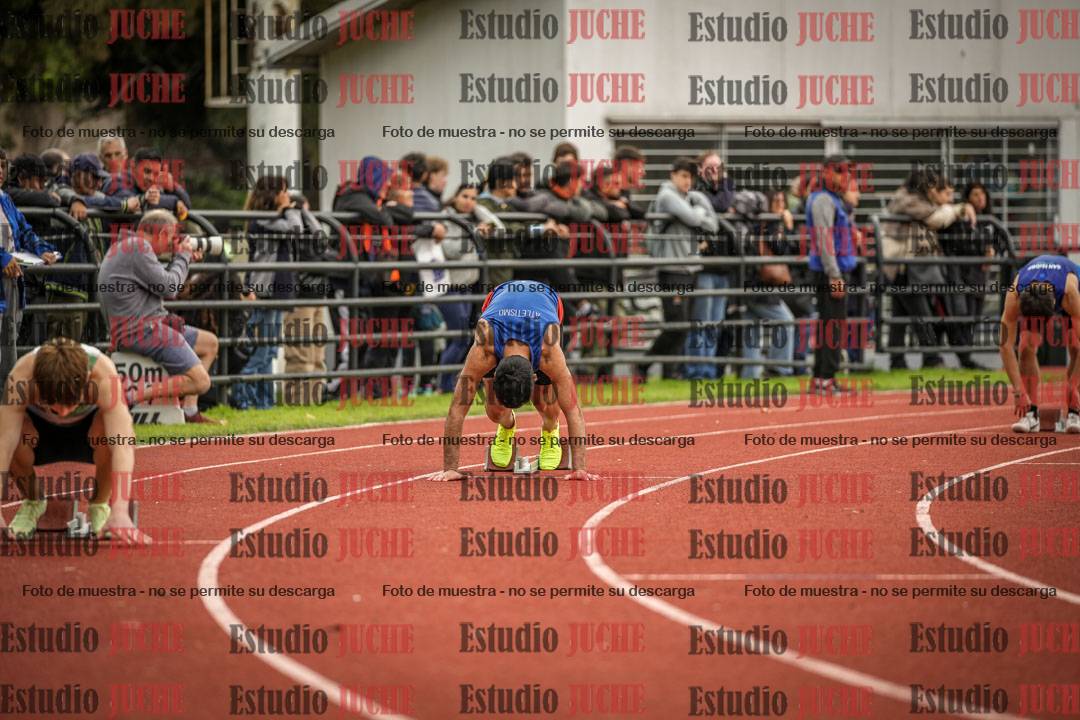 Fotos de los 400 m llanos de varones