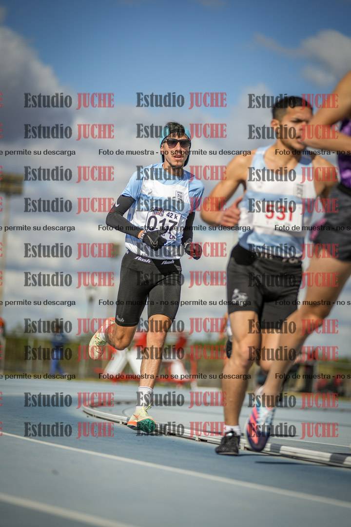 Fotos de los 5000 m llanos de varones
