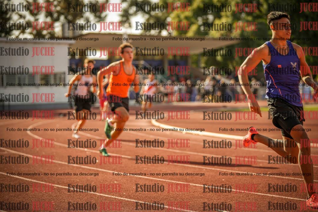 Fotos de los 400 m llanos de varones