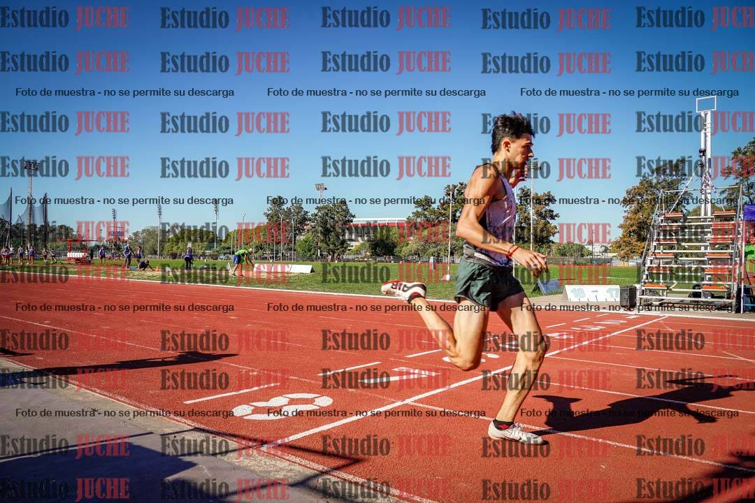 Fotos de los 400 m llanos de varones