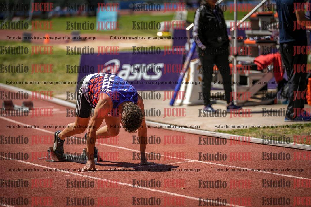 Fotos de los 400 m llanos de varones