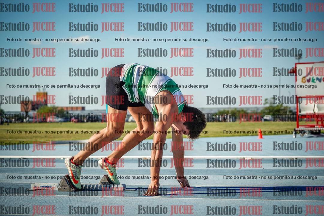 Fotos de los 400 m llanos de varones