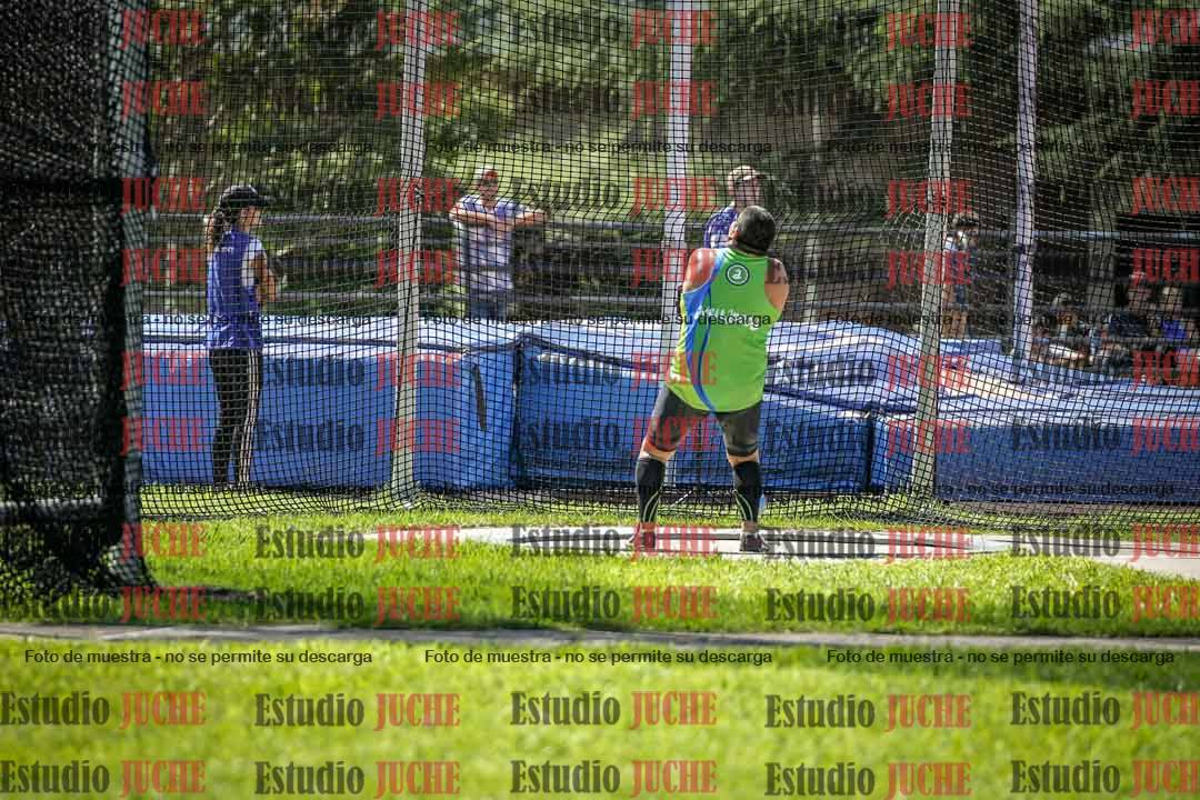 Fotos del lanzamiento de martillo de varones