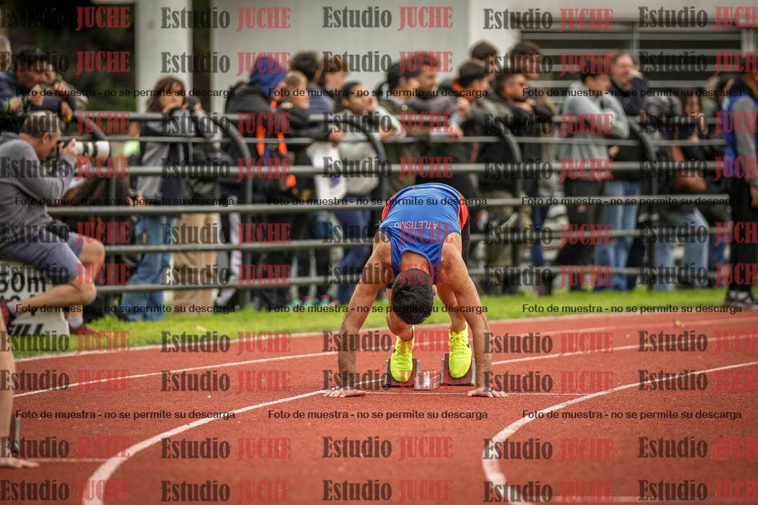 Fotos de los 400 m llanos de varones