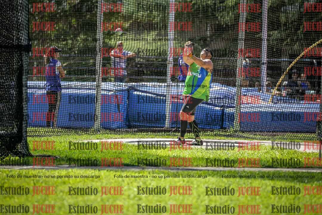 Fotos del lanzamiento de martillo de varones