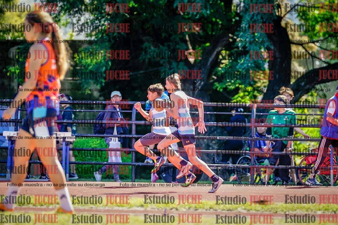 Fotos de los 80 m de varones