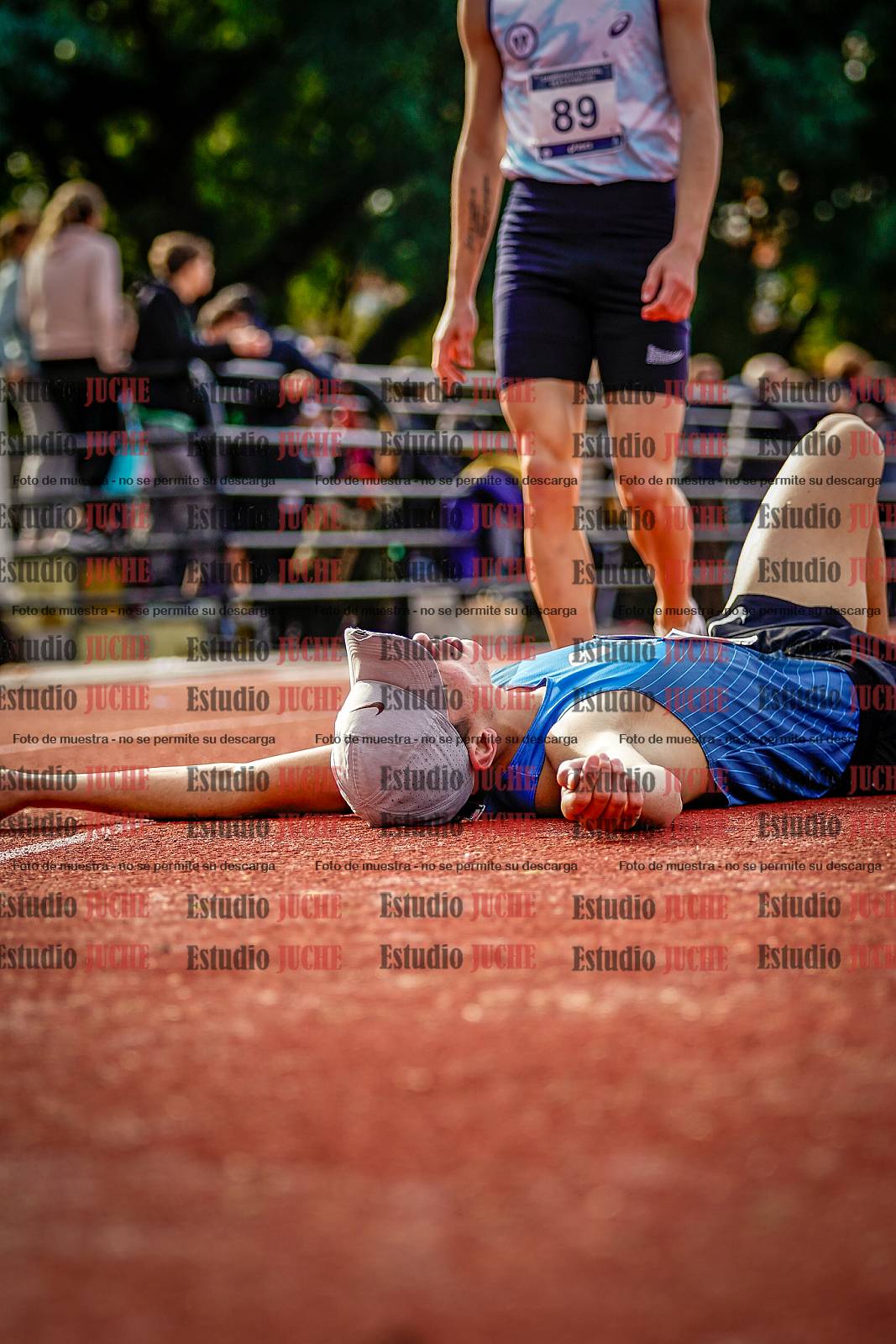 Fotos de los 3000 m con obstáculos de varones