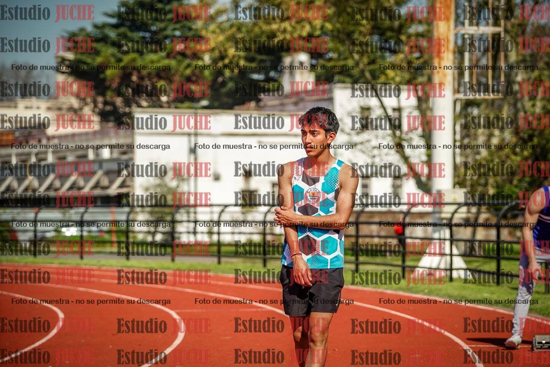 Fotos de los 400 m llanos de varones