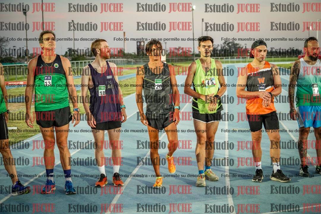 Fotos de los 3000 m llanos de varones